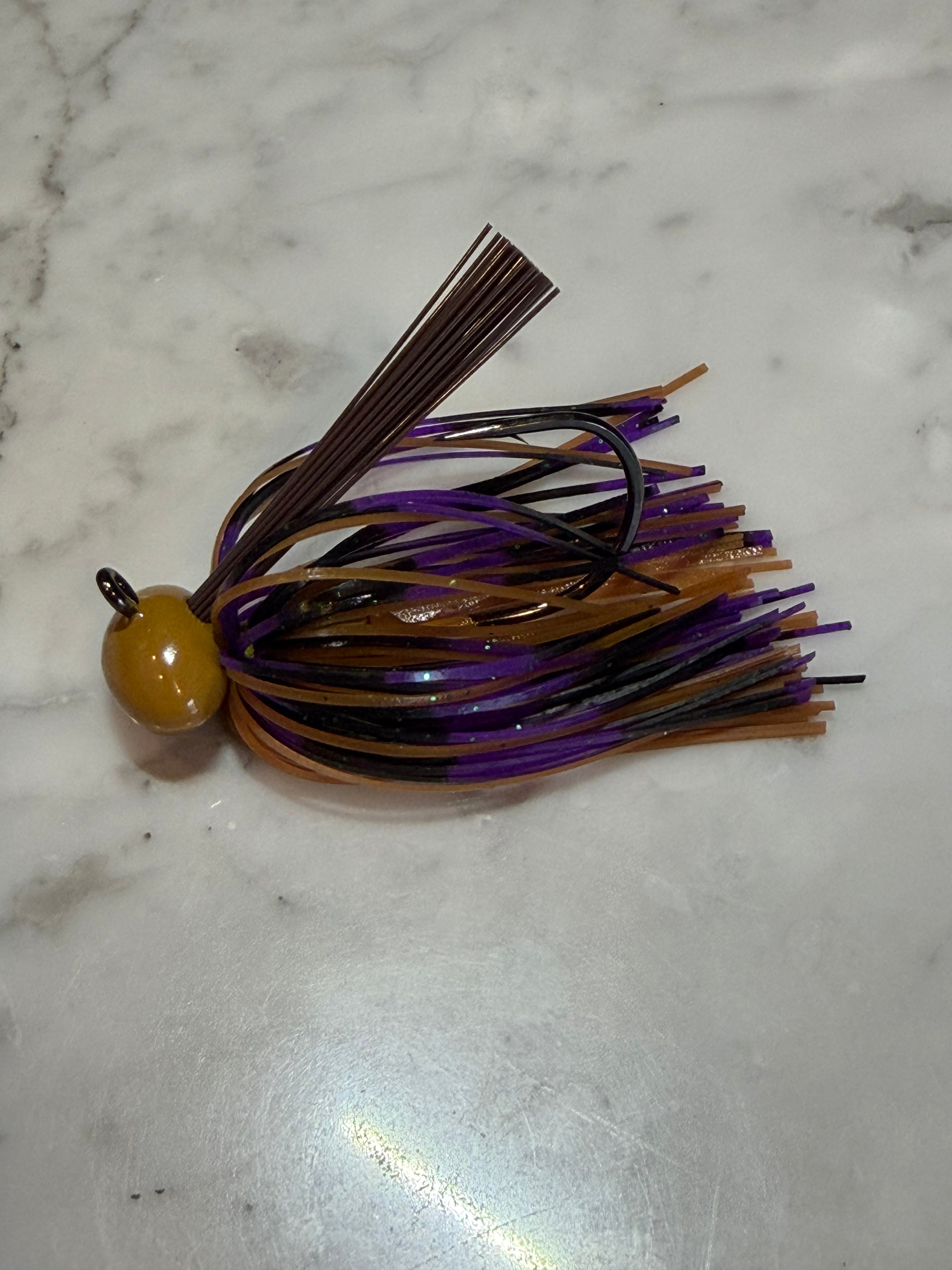 1/2oz HEAVYWIRE football jig (4/0 hook)